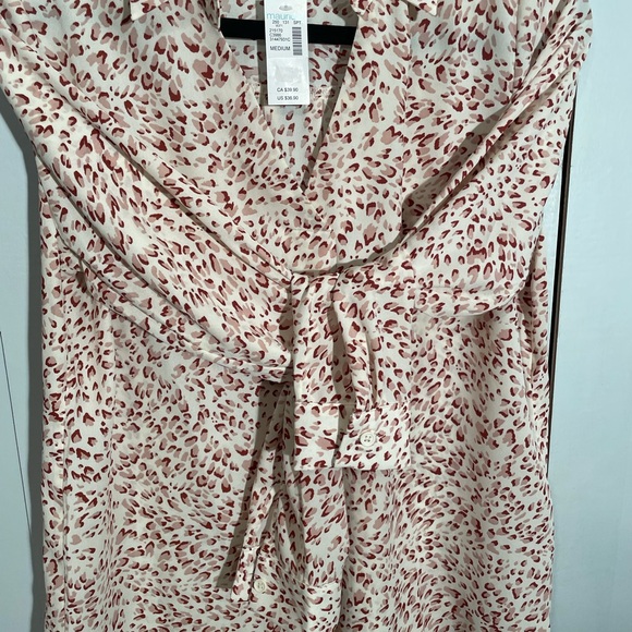 Maurices Cream and Red Patterned Blouse - Picture 4 of 9
